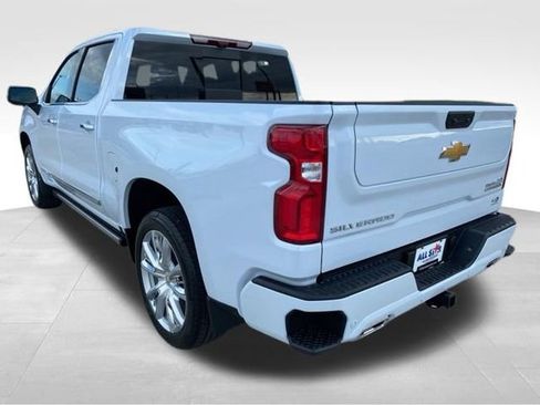 New 2026 Chevrolet Silverado 1500 High Country AWD/4WD image 10