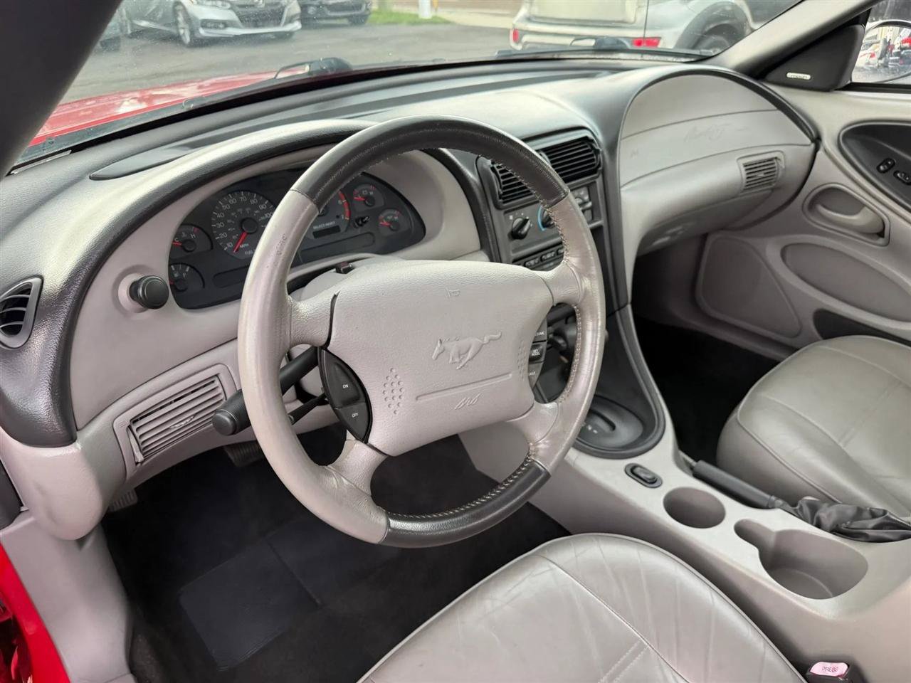 Used 2002 Ford Mustang Convertible RWD image 23