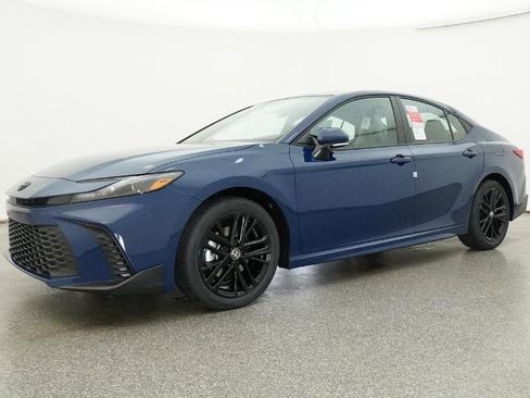 New 2026 Toyota Camry SE FWD image 40