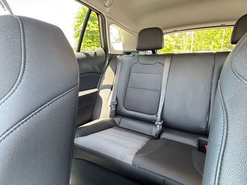 Used 2025 Chevrolet Trax LT image 40