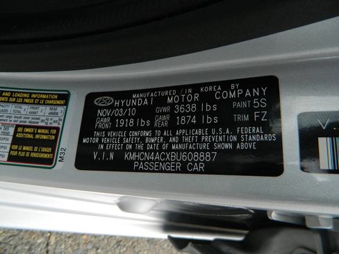 Used 2011 Hyundai Accent GLS image 25