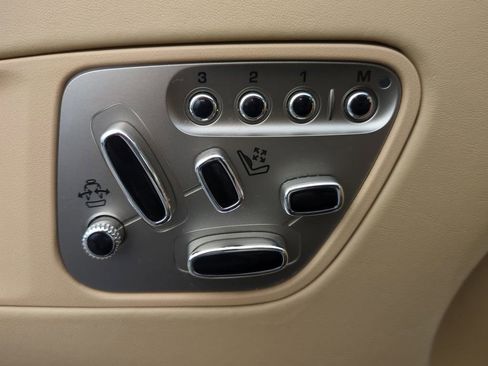 Used 2011 Jaguar XK Base image 20