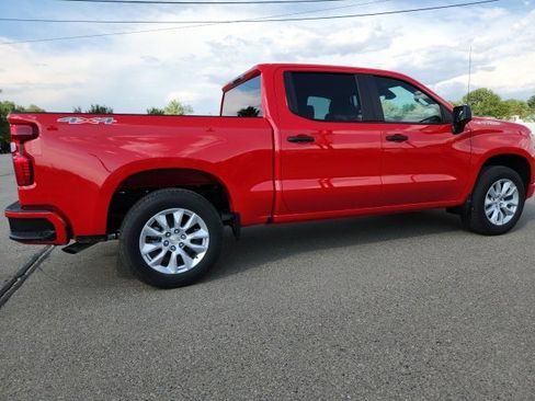 New 2024 Chevrolet Silverado 1500 Custom image 3