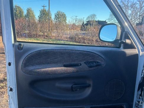 Used 1998 Dodge Ram 2500 Truck 4dr Quad Cab 139 WB HD 4WD image 18