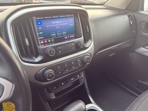 Certified 2021 Chevrolet Colorado LT w/ Redline Special Edition AWD/4WD image 22