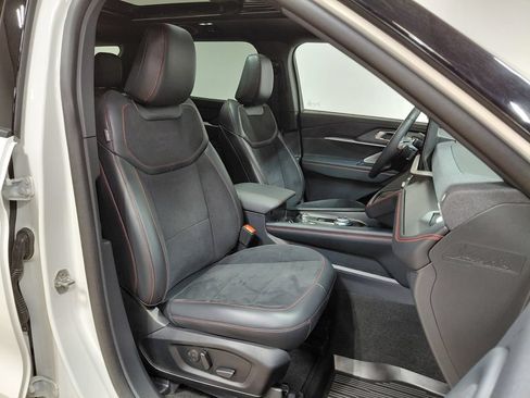 Certified 2025 Ford Explorer ST w/ Sun And Sound Package AWD/4WD image 30