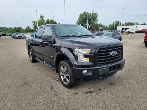 Used 2016 Ford F150 XLT w/ Equipment Group 302A Luxury AWD/4WD image 11