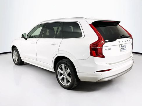 Used 2022 Volvo XC90 T6 Momentum w/ Protection Package Premier AWD/4WD image 4
