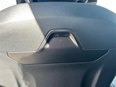 New 2025 Lincoln Nautilus Reserve w/ Jet Appearance Package image 24