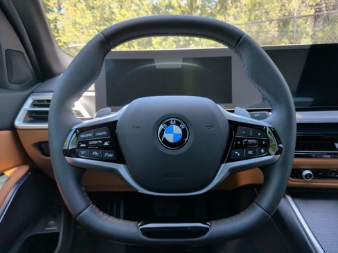 Used 2026 BMW 330i Sedan w/ Premium Package RWD image 21