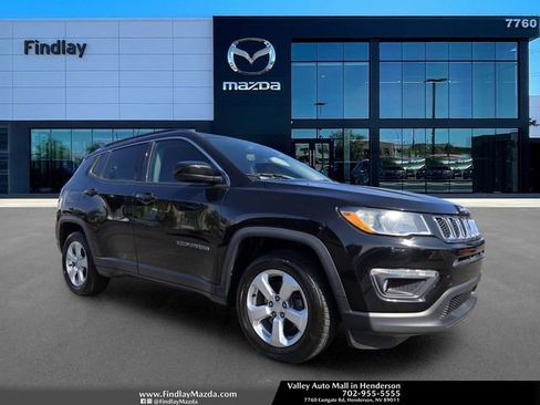 Used 2018 Jeep Compass Latitude w/ Popular Equipment Group FWD image 1
