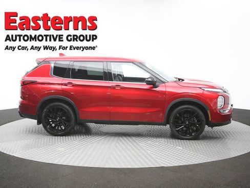 Used 2022 Mitsubishi Outlander SE FWD image 46