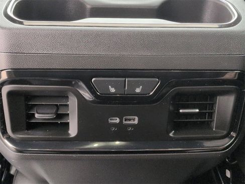 Used 2025 Chevrolet Silverado 1500 ZR2 w/ Technology Package image 24