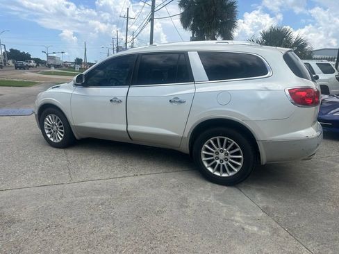 Used 2012 Buick Enclave Leather FWD image 5