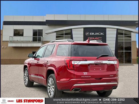 Used 2023 GMC Acadia Denali w/ Denali Ultimate Package AWD/4WD image 4