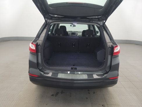 Used 2019 Chevrolet Equinox LS FWD image 29