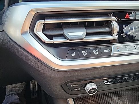 Used 2021 BMW M3 Competition w/ Executive Package image 33