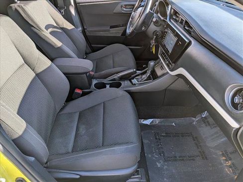 Used 2017 Toyota Corolla iM image 19