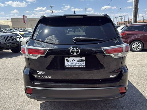 Used 2015 Toyota Highlander XLE FWD image 7