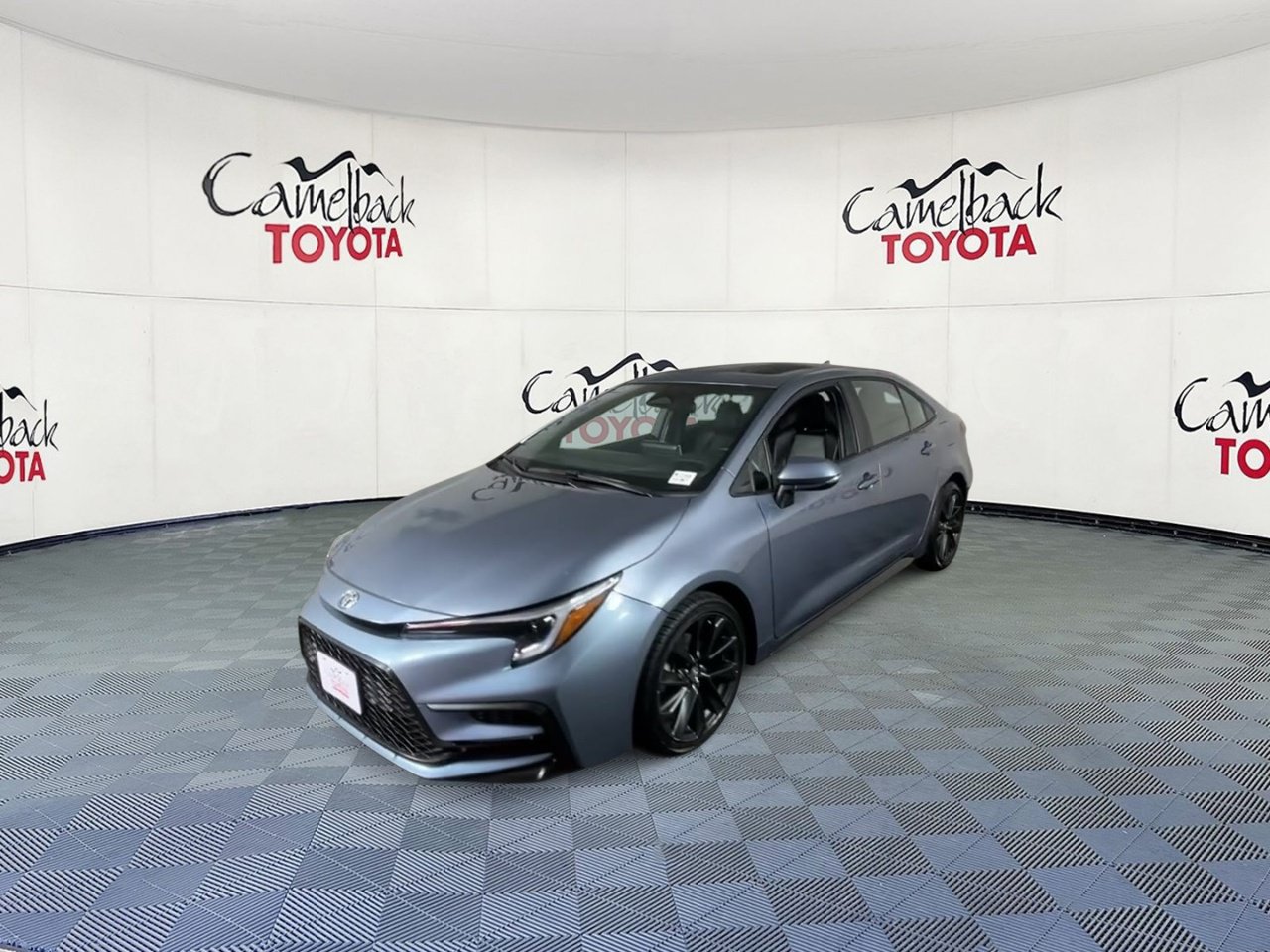 Used 2024 Toyota Corolla XSE FWD image 6
