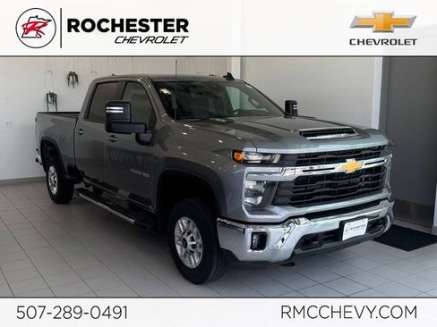 Used 2025 Chevrolet Silverado 2500 LT w/ Convenience Package AWD/4WD image 1