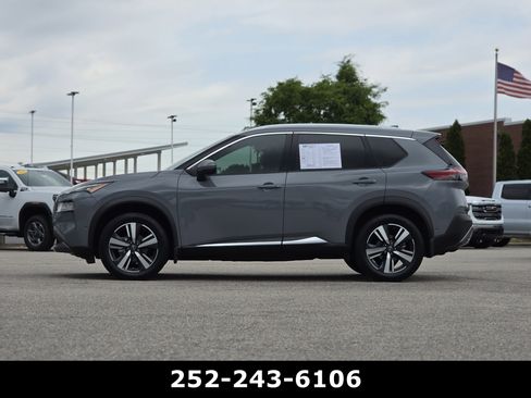 Used 2023 Nissan Rogue SL w/ SL Premium Package FWD image 4