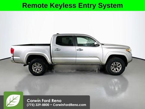 Used 2016 Toyota Tacoma SR5 w/ SR5 Appearance Package (DN) image 8