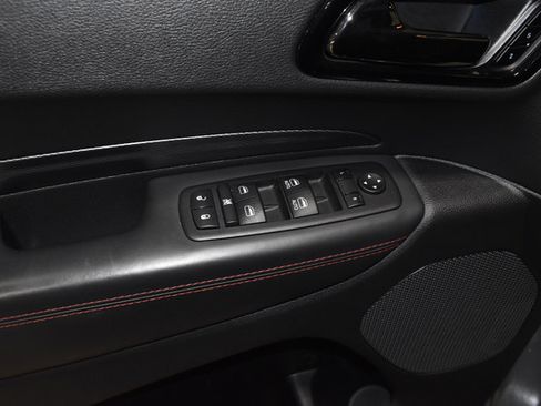 Used 2025 Dodge Durango R/T AWD/4WD image 16