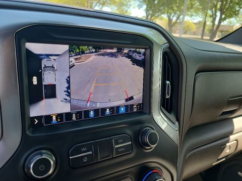 Used 2020 Chevrolet Silverado 2500 LTZ w/ LTZ Premium Package AWD/4WD image 26