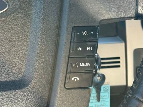 Used 2014 Ford F150 FX4 w/ Equipment Group 402A Luxury AWD/4WD image 44