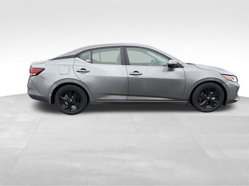 Used 2021 Nissan Sentra SV w/ Trunk Package image 10