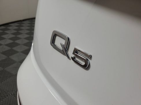 Used 2023 Audi Q5 2.0T Premium Plus w/ Premium Plus Package image 8