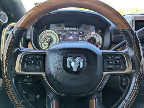 Used 2022 RAM 3500 Limited AWD/4WD image 22