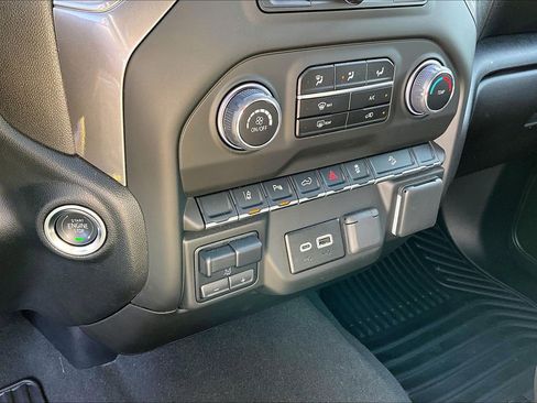 Certified 2025 Chevrolet Silverado 2500 Custom w/ Custom Value Package image 24