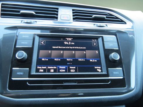 Used 2023 Volkswagen Tiguan S FWD image 24
