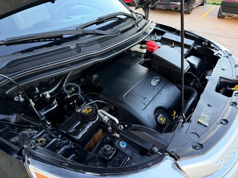 Used 2012 Ford Explorer XLT image 46