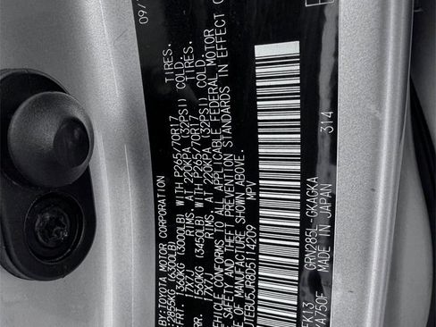 Used 2013 Toyota 4Runner SR5 w/ Convenience Pkg image 29