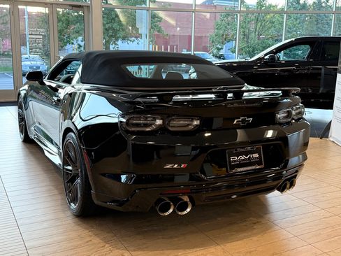 Used 2022 Chevrolet Camaro ZL1 RWD image 6