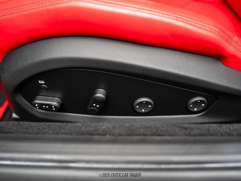 Used 2019 Ferrari 812 Superfast image 35