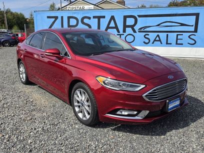 Used 2017 Ford Fusion SE w/ Fusion SE Technology Package