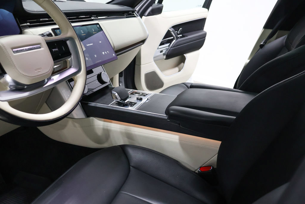 Used 2023 Land Rover Range Rover Long Wheelbase Autobiography AWD/4WD image 23