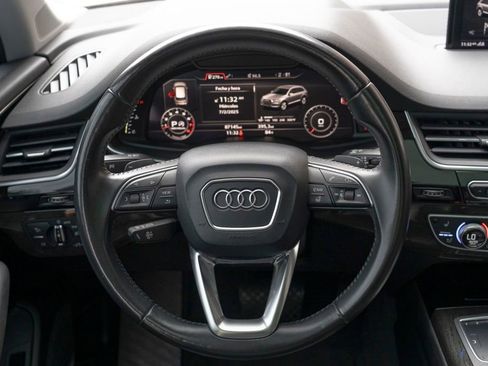 Used 2017 Audi Q7 3.0T Premium Plus w/ Premium Plus Package AWD/4WD image 23