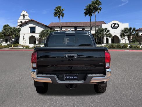 Used 2023 Toyota Tacoma SR5 RWD image 3
