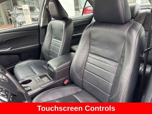 Used 2015 Toyota Camry XLE w/ Advanced Technology Package image 13