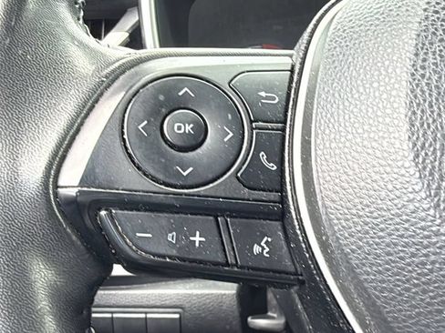Used 2022 Toyota Corolla SE w/ SE Preferred Package FWD image 28