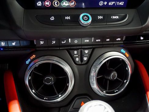 Used 2023 Chevrolet Camaro ZL1 image 31