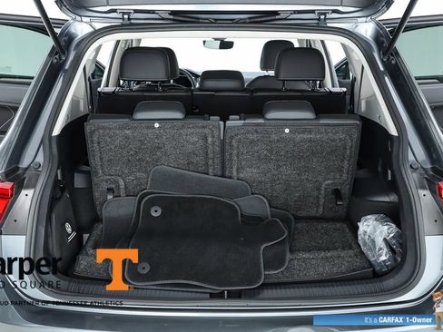 Used 2023 Volkswagen Tiguan SE w/ Panoramic Sunroof Package FWD image 66