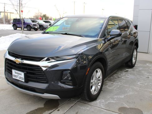 Used 2021 Chevrolet Blazer LT image 3