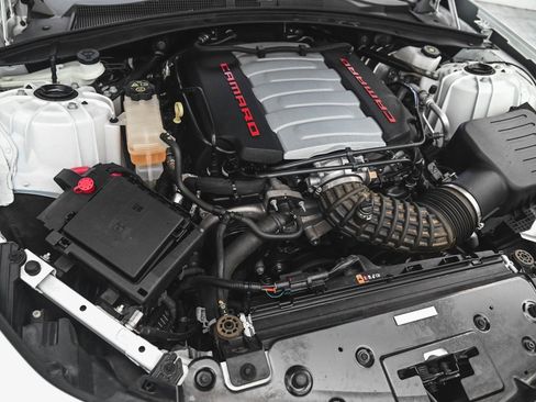 Used 2023 Chevrolet Camaro SS image 31