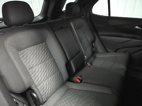 Used 2021 Chevrolet Equinox LT FWD image 18